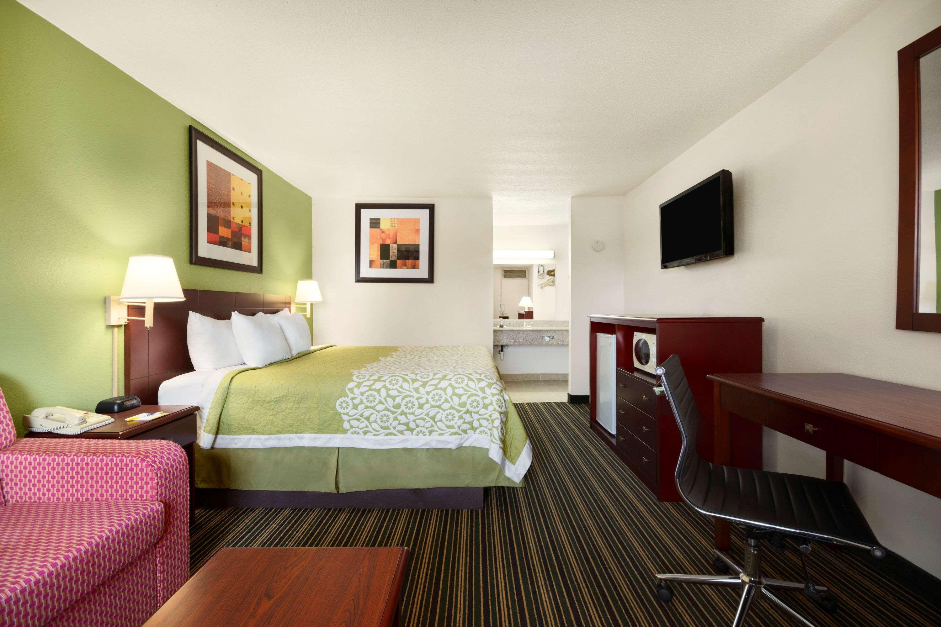 Days Inn By Wyndham Shelby Eksteriør bilde